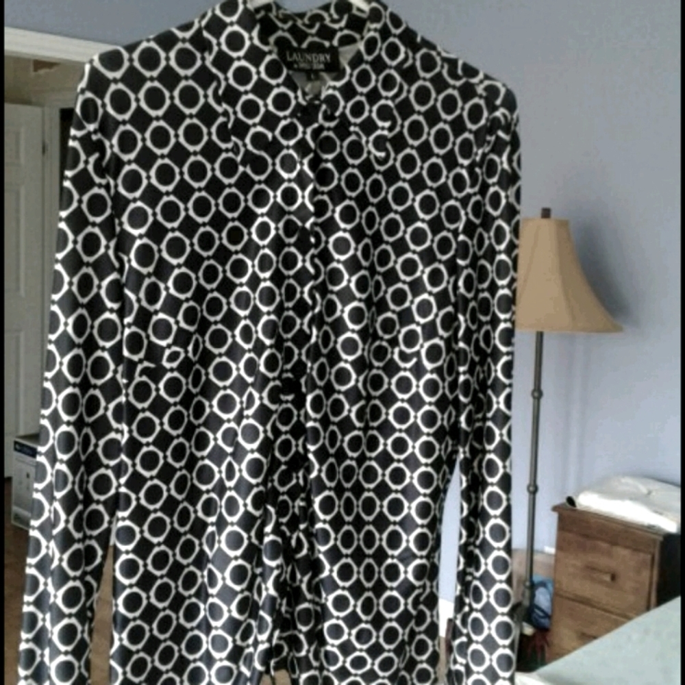 Geometric pattern blouse